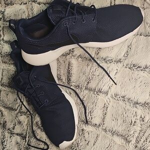 Nike Roshe Men's Rush Midnight Navy Knit Athletic Sneakers